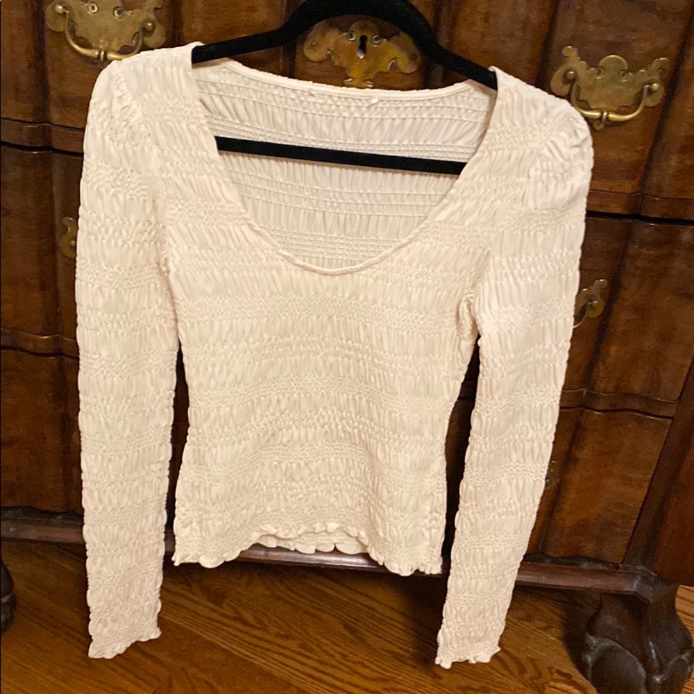 Frame shirred fitted cream long sleeve top. Size M (tag removed by me)